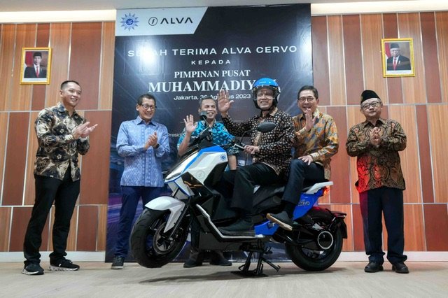 Alva Serahkan 10 Unit Alva Cervo Ke PP Muhammadiyah Untuk Hidup