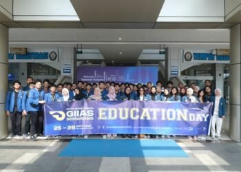 Generasi Muda Menjelajah Masa Depan Otomotif di GIIAS Semarang 2025