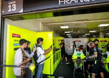Enduro Mandalika Experience 2025: Livery Batik dan Semangat Muda di Arena Dunia
