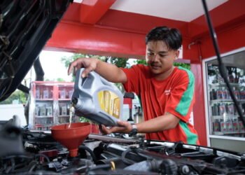 Mesin Lebih Awet Dimulai dari Oli: Ini Waktu yang Tepat untuk Menggantinya