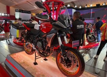 RiderPro dan Lini Motor Terbaru QJMOTOR Tampil Memukau di IIMS 2026