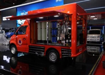 Setetes Air yang Menyelamatkan: DFSK Super Cab Jadi Andalan BNPB di Medan Bencana