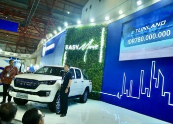 Menyongsong Era Kendaraan Komersial Listrik di Indonesia