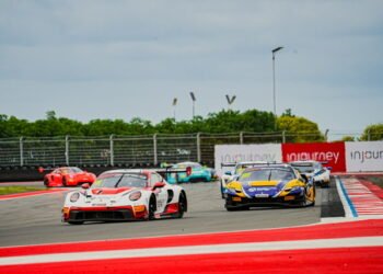 Duel Sengit di Mandalika: Siapa Penguasa Lintasan GT World Challenge Asia 2026?
