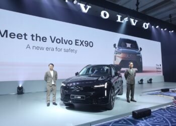 Volvo EX90 Datang Membuktikan Mobil Listrik Bisa Lebih Mewah dan Lebih Aman