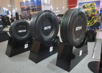 Turanza 6 dan M858 Warnai Strategi Bridgestone di Pasar Jawa Timur pada IIMS Surabaya 2026