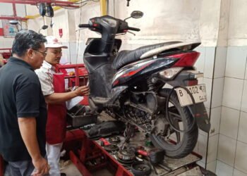 Memangkas Antrean, Merawat Performa: Revolusi Servis Motor dalam Satu Genggaman