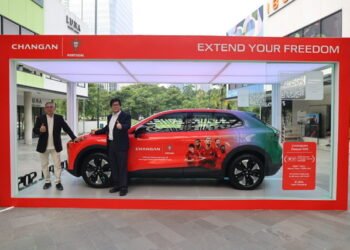 Melihat Lebih Dekat Solusi Mobil Listrik Masa Depan di Mall Jakarta