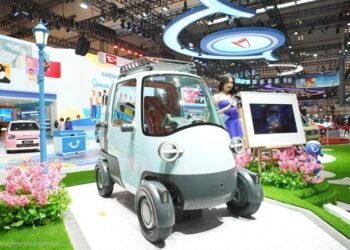 Menembus Padatnya Kota: Cara Kei Car Daihatsu Merajut Mobilitas Efisien dan Ramah Lingkungan