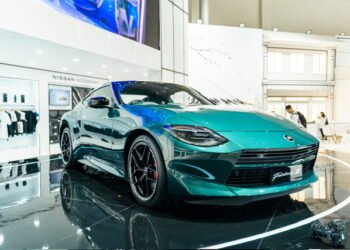 Menghidupkan Legenda Fairlady Z dalam Pusaran Elektrifikasi Nissan di GIIAS 2026