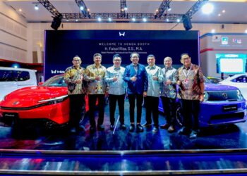 Sensasi Baru Mobilitas Listrik: Panggung Perdana Honda Super-ONE di Surabaya