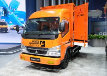Dedikasi Keselamatan Logistik: Langkah Proaktif PT Krama Yudha Tiga Berlian Motors