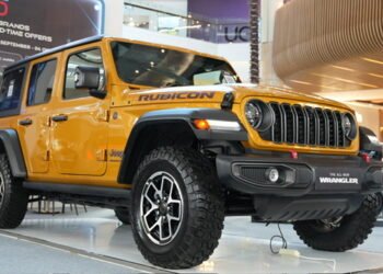 Pesona Warna Goldilocks Tebar Eksklusivitas Baru Jeep Wrangler Rubicon