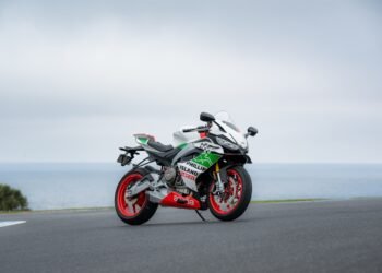 Menghidupkan Legenda Phillip Island Lewat Sentuhan Eksklusif Aprilia RS 660